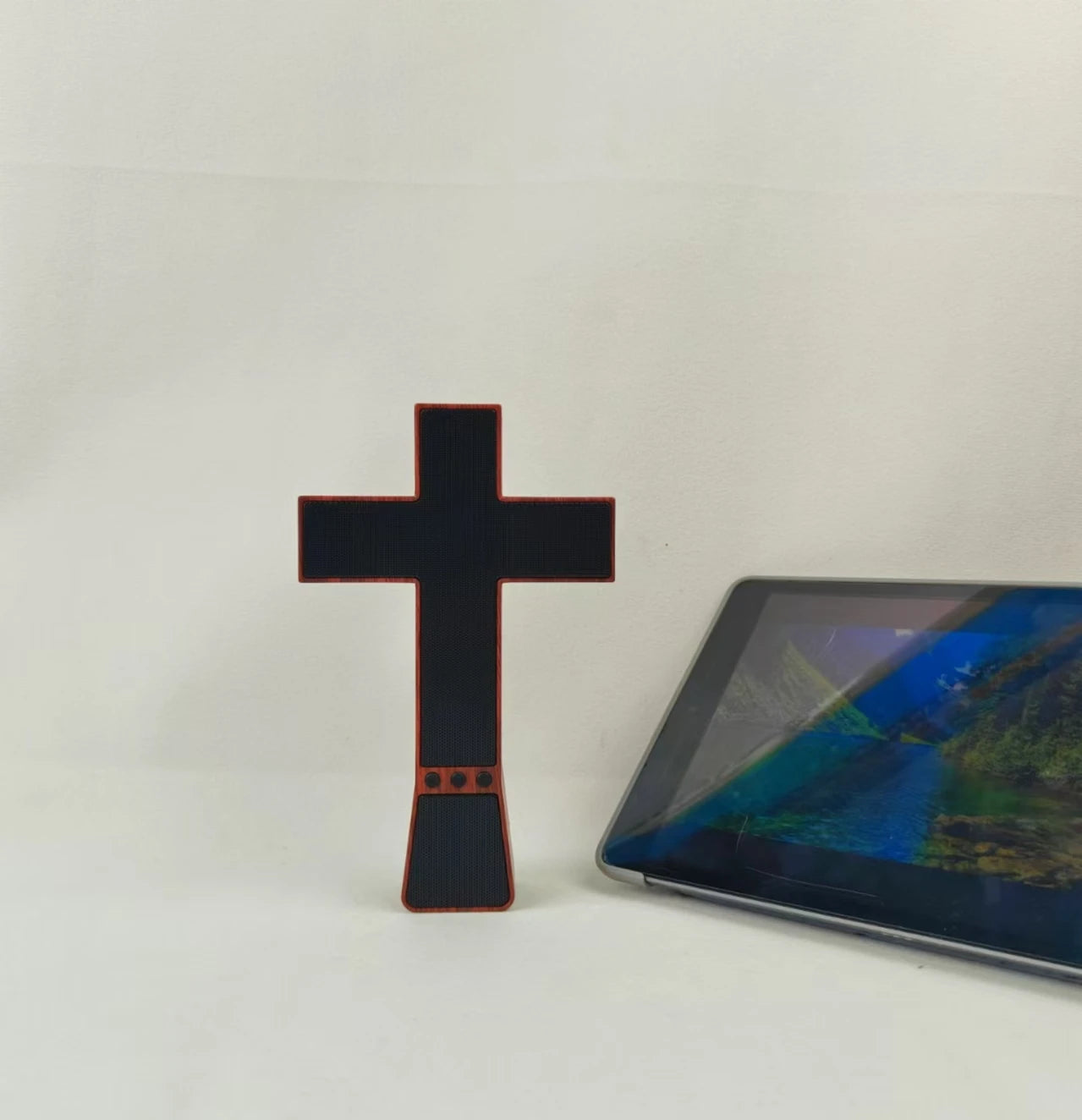 New Style Wood Grain Special Design Standing Cross  Bluetooth Wireless Portable Speakers for Parties Creative Religious Gift